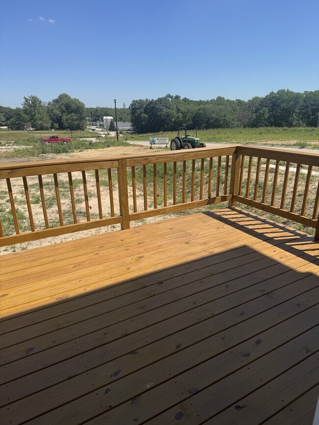 Building Photo - 178 Samuel Ave