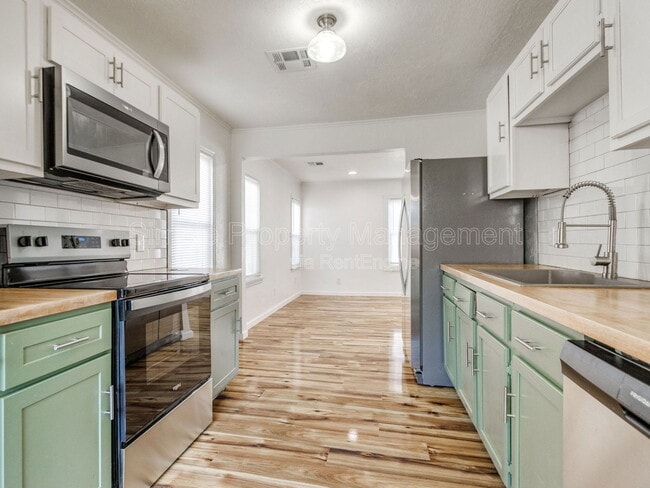 Building Photo - 2238 NW 42nd St