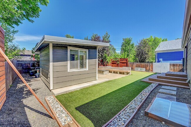 Building Photo - 2,940.95,  3-Bedroom, 1-bathroom Home In Erie with Stunning Backyard Space!