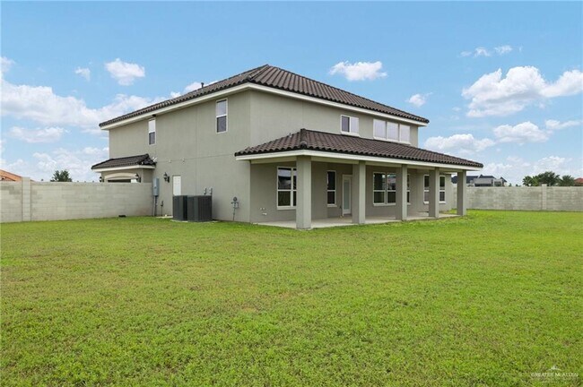 Building Photo - 4628 Estancia Pkwy