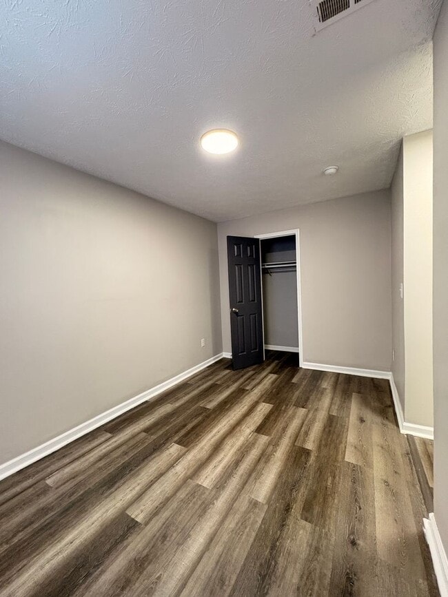 Building Photo - Live in Style without Breaking the Bank at Magnolias Living Apartments Washer & dryer in-unit