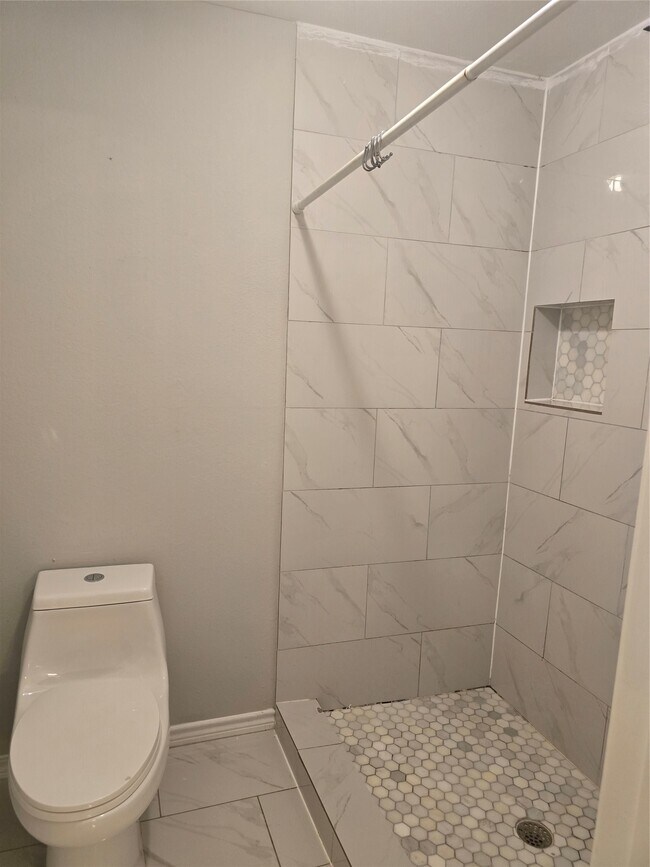 Building Photo - 3459 Angel Ln