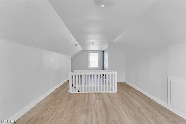 Building Photo - 1145 E 167th St