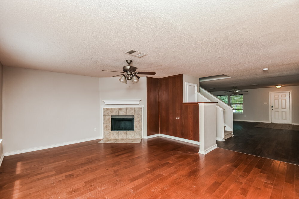 Building Photo - 3500 Bandera Ranch Rd