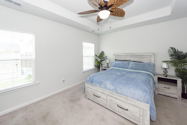 Building Photo - 4 Bedroom, 3 Bathroom home in Liberty Village - Goose Creek