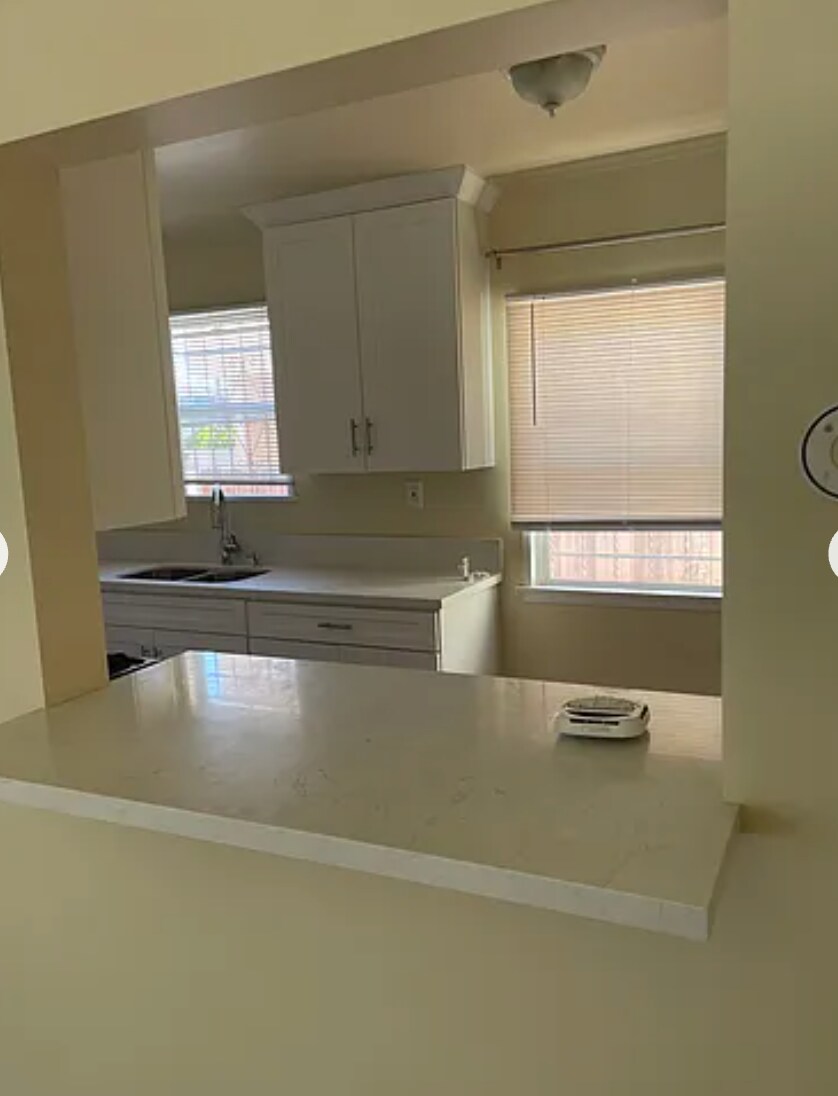 kitchen - 1914 Hauser Blvd