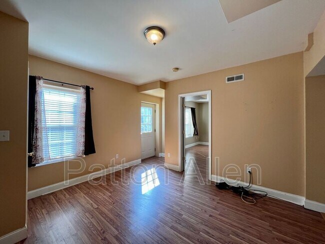 Building Photo - 5 Robert Allman Rd