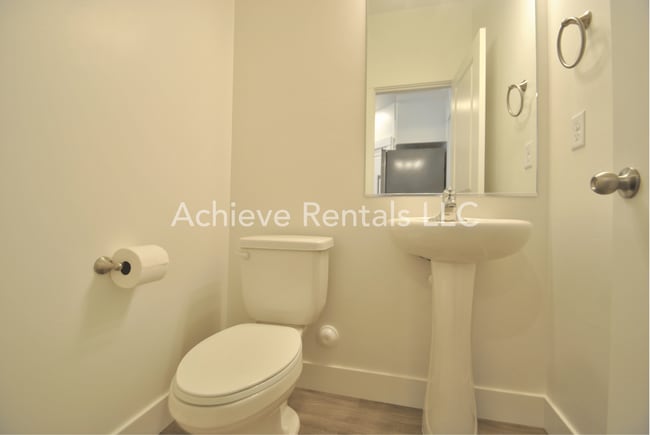 Building Photo - 1219 W 1870 S