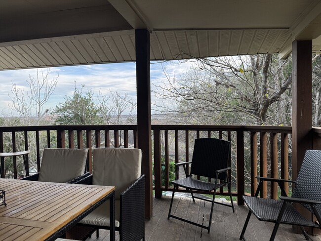 Building Photo - 791 Moonglow Ave