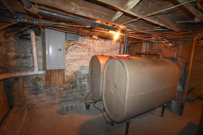 Building Photo - Large Home in Loganton with 1 Car Garage!