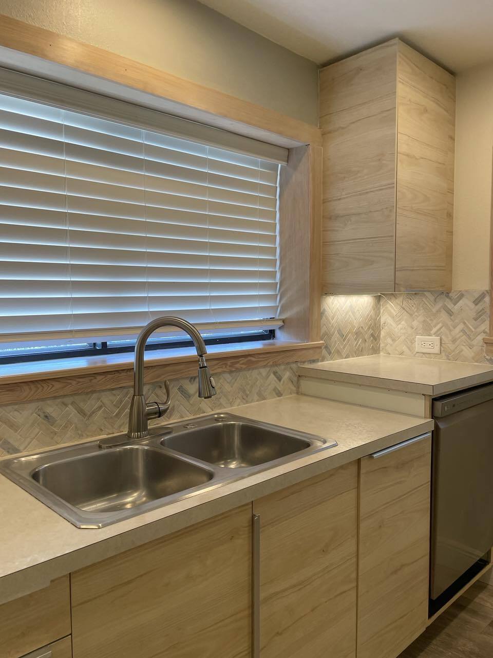 Building Photo - 441 N Harbor City Blvd