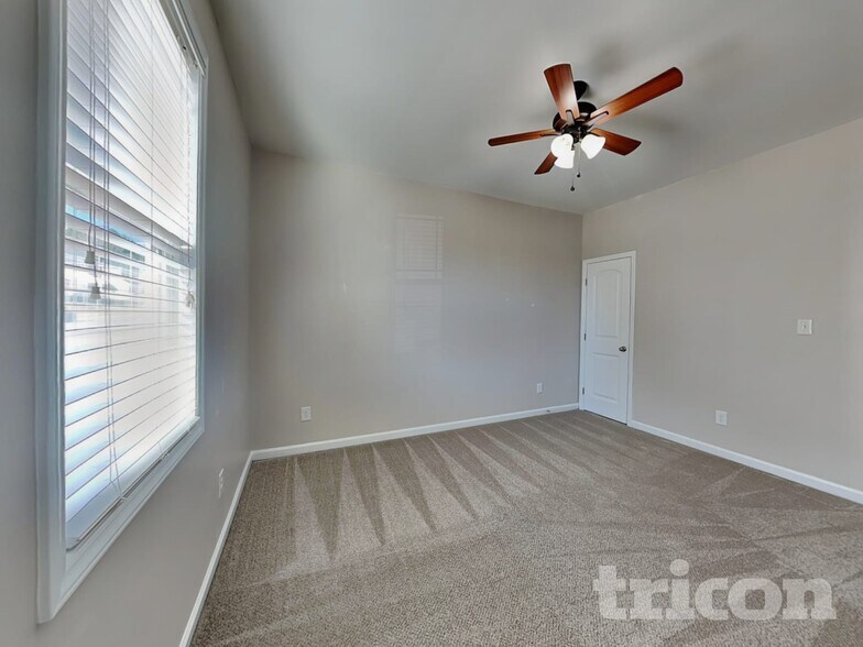 Building Photo - 2403 King Malcolm Ln