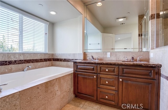 Building Photo - 623 Aviation Way