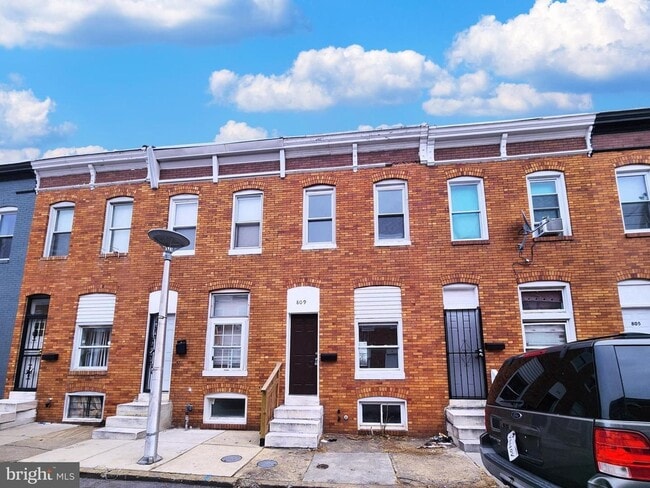 Building Photo - Spacious 2-Bedroom Baltimore Home with Fenced Patio