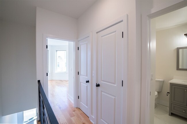 Building Photo - 2022 N 5th St