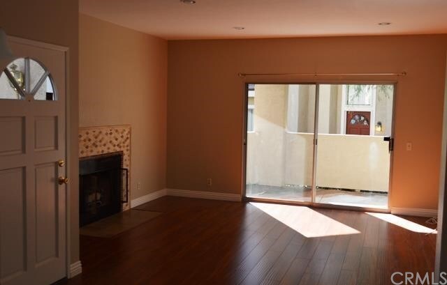 Building Photo - 119 Goldenrod