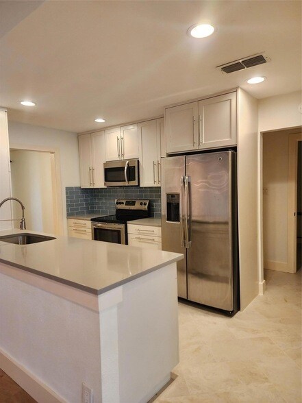 Building Photo - 1804 Kingwood Cove