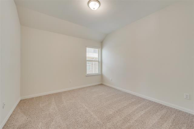 Building Photo - 828 Skytop Dr