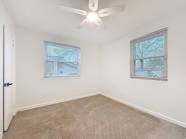 Building Photo - 5243 Poppy Dr