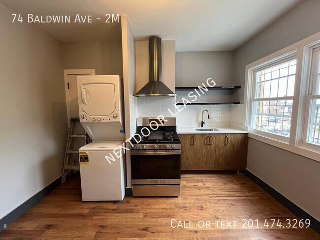 Building Photo - 74 Baldwin Ave