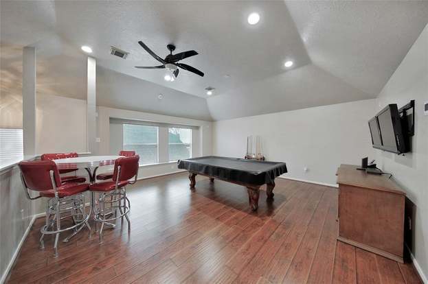 Building Photo - 9934 Goldenglade Dr