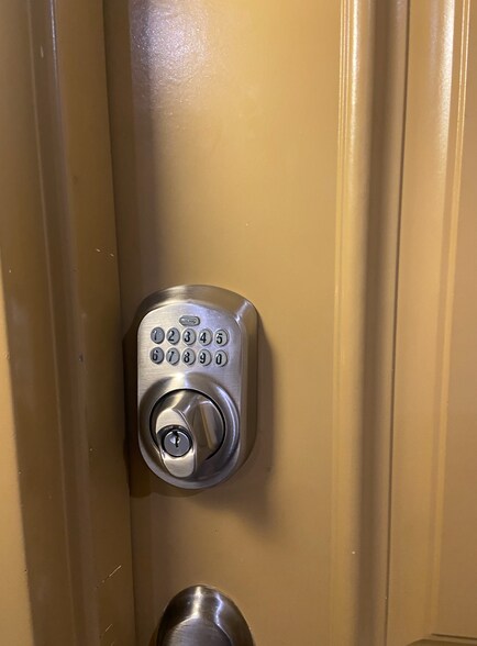 Keyless Entry - 39 E Agate Ave
