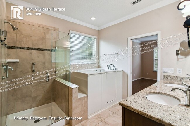 Building Photo - 30419 Gidran Terrace