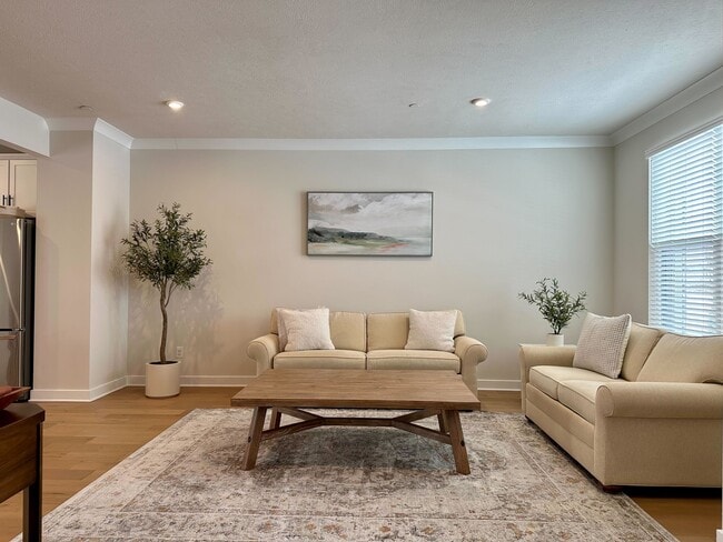 Building Photo - 221 Marketplace Ave