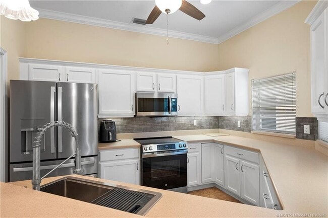 Building Photo - 2194 NW Tilia Trail