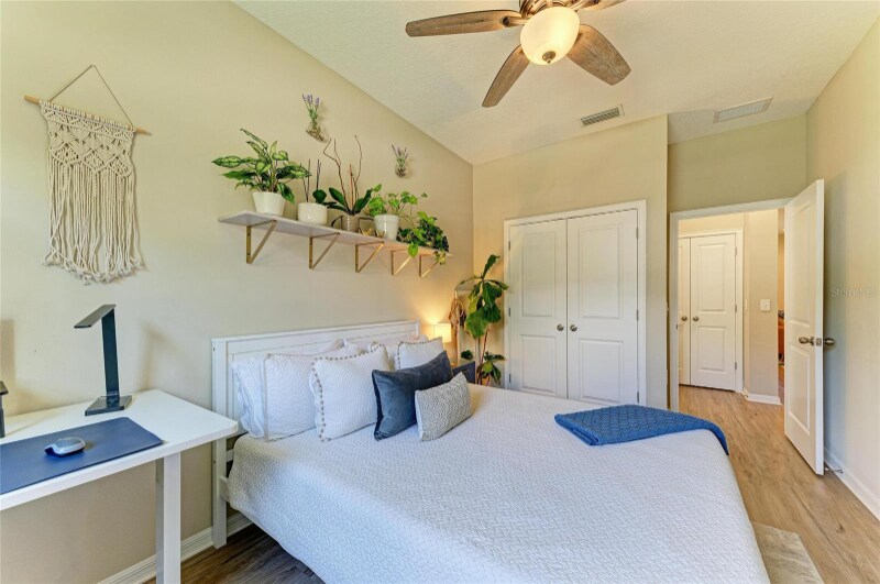 Building Photo - 2304 E 22nd Ave.