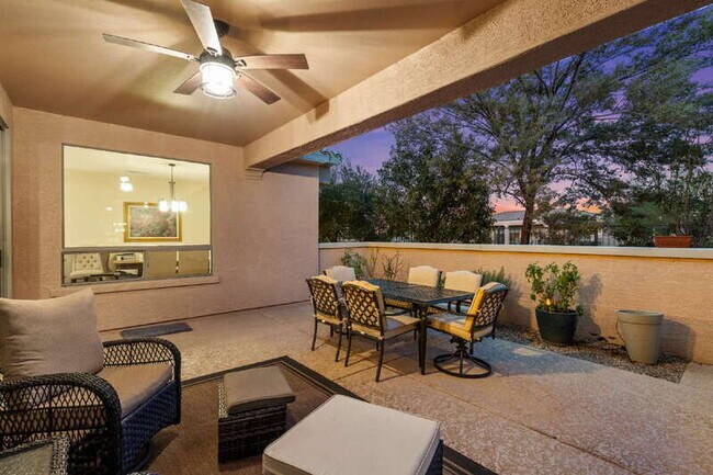 Building Photo - 16418 W Desert Lily Dr