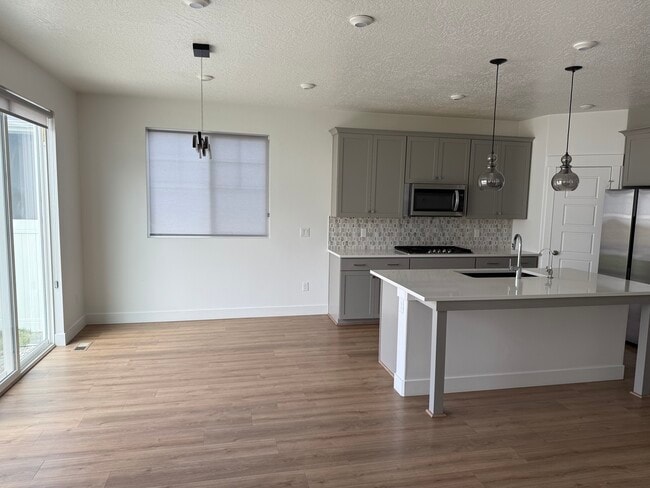 Building Photo - 6086 W Esker Terrace Ln