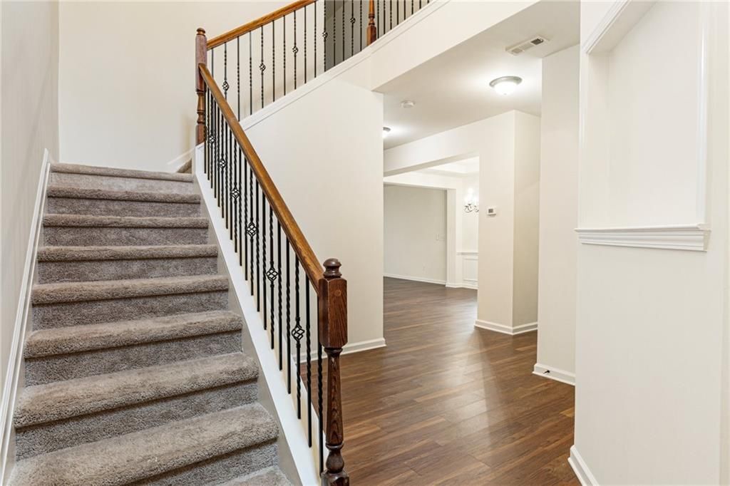 Building Photo - 13294 Kemper Rd