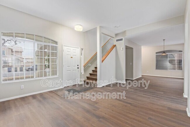 Building Photo - 1651 E Flint St