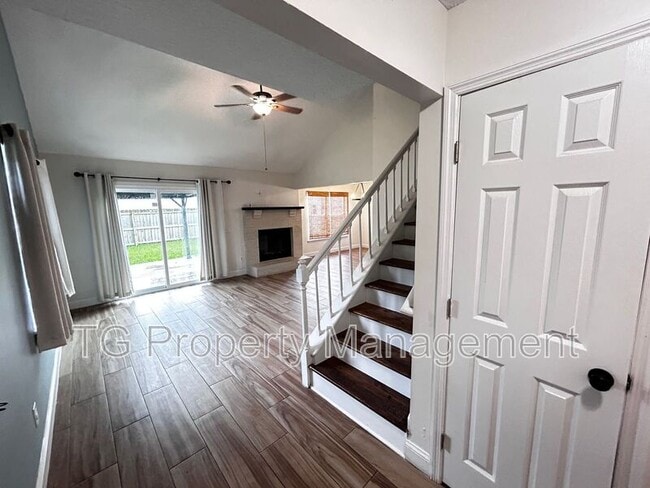 Building Photo - 430 Trout River Dr