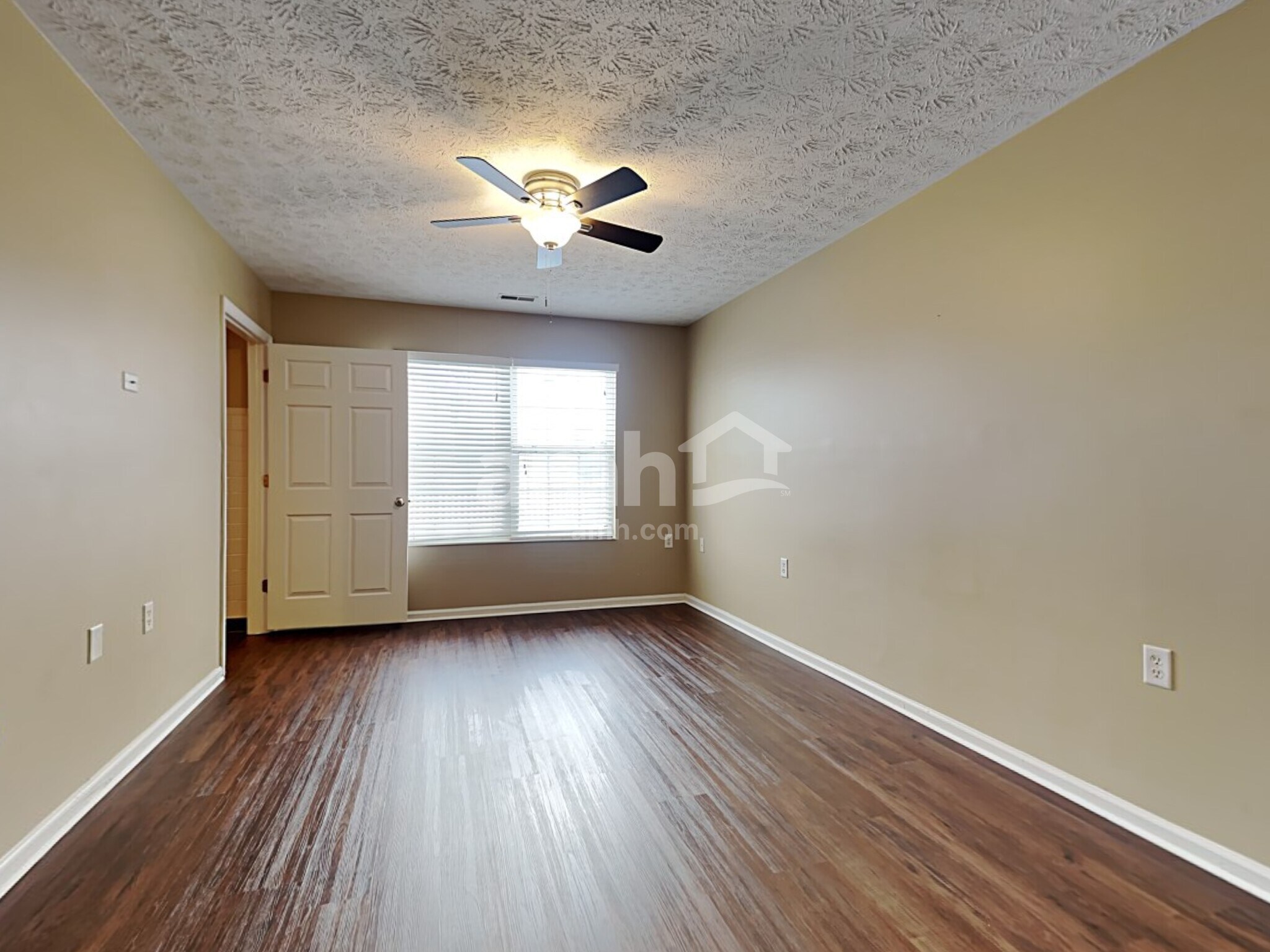 Building Photo - 3725 Waterbridge Ln