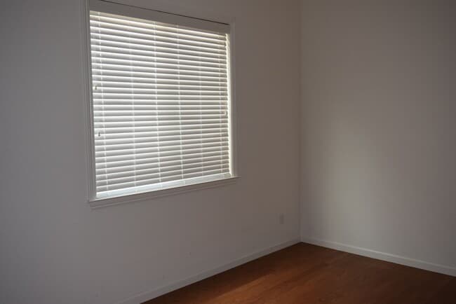 Building Photo - Coming Soon! Spacious Single-Story Home for Lease in Lathrop!