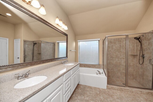 Building Photo - 2003 Sequoia Trail Ln