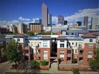 Building Photo - 1747 N Pearl St