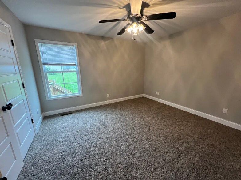 Building Photo - 4901 Cedar Creek Circle