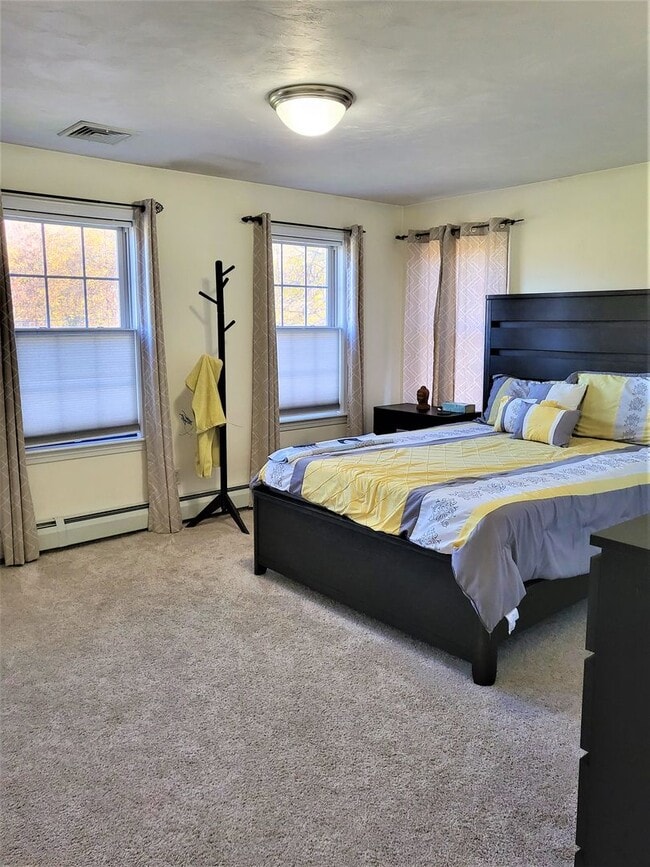 Building Photo - ****Cumberland Single Family – $2,795****