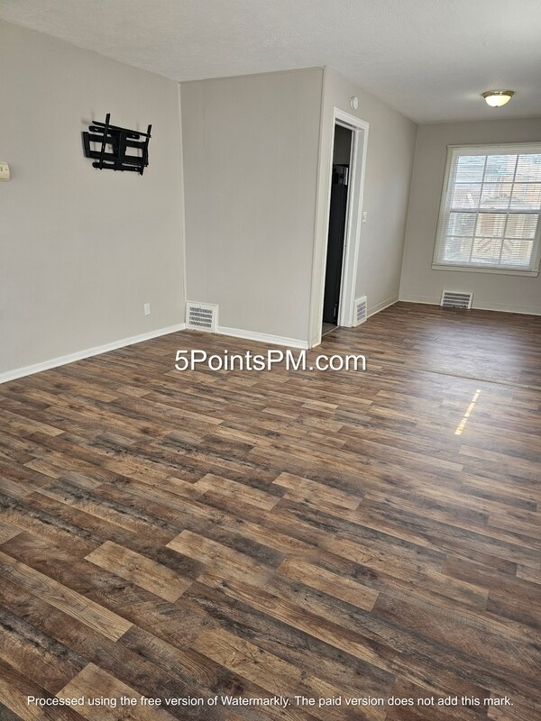 Building Photo - 25170 Treadwell Ave