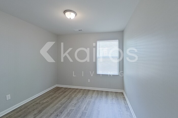 Building Photo - 2502 Kenton Ct SE