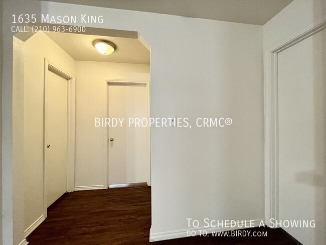 Building Photo - 1635 Mason King