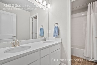 Building Photo - 7363 S Scottsburg Way