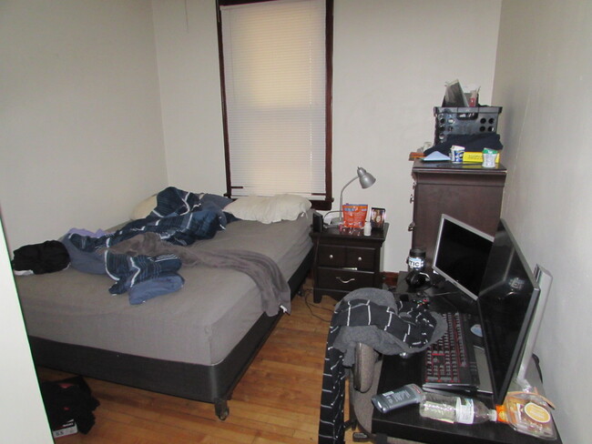 Bedroom - 421 W Gilman St