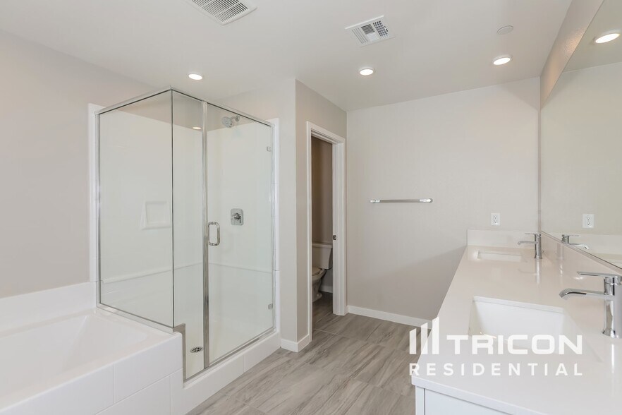 Building Photo - 31587 Willowood Way
