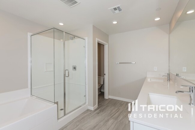 Building Photo - 31599 Willowood Way