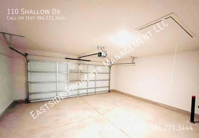 Building Photo - 110 Shallow Dr