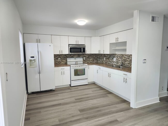 Building Photo - 22304 SW 103rd Ct